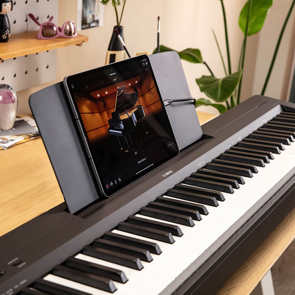 Yamaha P-145 Digital Piano