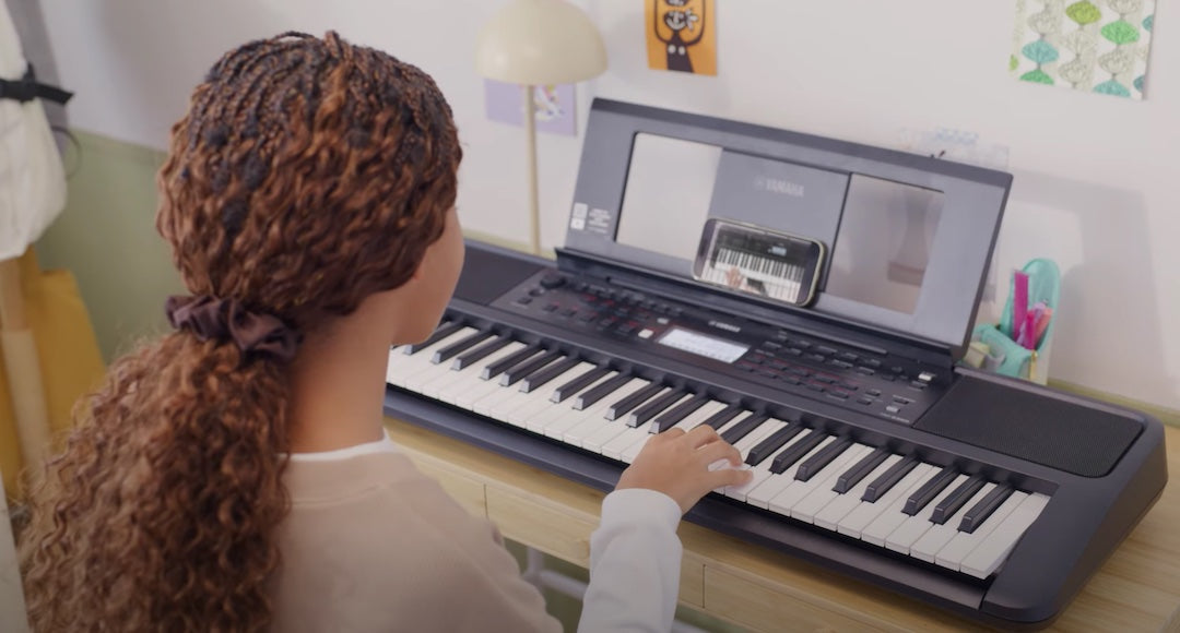 Yamaha PSR-E383 Portable Keyboard
